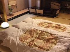 -月光园游月山庄