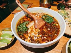 小锅米线-SHAN山(前滩太古里店)