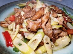 手剥笋-干老四雅鱼饭店(滨江西路店)