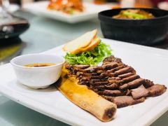 -品悦酒店(三林古镇店)