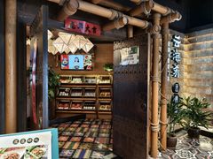 -云海肴·汽锅鸡·云南代表菜(天山百盛优客店)