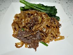 -百威KTV(恒福路店)