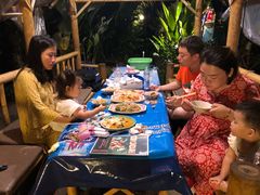 -Thiw Soen Seafood Restaurant