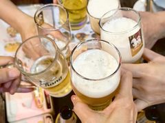 -Green Tree Rest. & Pub