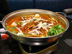 辛牛骨火锅-KCOOKING概念韩餐(世茂52+店)