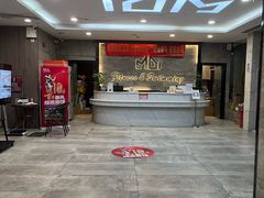 -金摩尔健身游泳(万象城鼎丰大厦店)