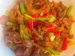 -笨豆腐居民楼菜馆•江西小炒(天津开发区店)