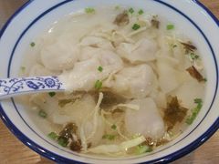 榨菜肉小馄饨-景芳周大姐(国大城市广场店)