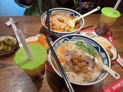 -鑫花溪牛肉米粉(景德路店)
