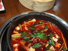 -黔有有贵州酸汤夺夺粉火锅(五味十字店)