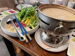 酸菜火锅面-小大董·烤鸭(王府井apm店)