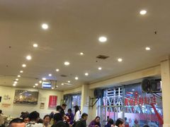 大堂-重庆风光老灶火锅城(同德广场店)