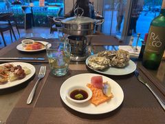 -飨食汇全日制餐厅·昆山皇冠假日酒店(九方店)