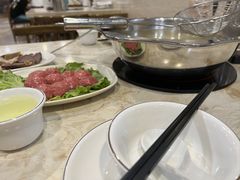 -粤潮牛肉火锅店(江南大道店)