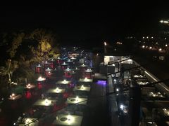 -草山夜未眠景观餐厅