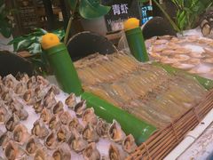 -领鲜活海鲜榴莲自助火锅(东门店)