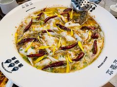 -渔语鱼新川菜Bistro(万象天地店)