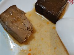 豆腐鸭血-台北吴记老锅底麻辣火锅(蓝村路店)
