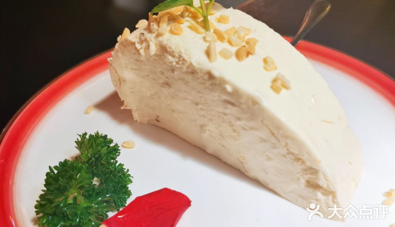 🌸只要3.9就可以吃到冻糕，恋爱中的古丽在那时新疆等你哦