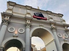-卡斯特罗马诺名品奥特莱斯