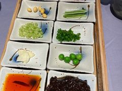 -梧桐北京烤鸭·铜锅涮肉(海岸城店)