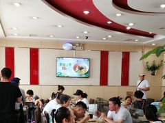 大堂-李先生牛肉面大王(营口大润发店)