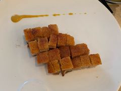 脆皮烧肉-唐宫