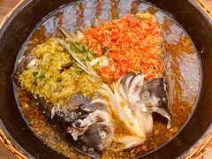 双椒鱼头王-阿瓦山寨·湘菜现炒·剁椒鱼头王(咸阳总店)