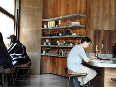 大堂-星巴克臻选(南京艾尚天地店)