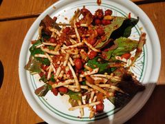 -云海肴·汽锅鸡·云南菜(天山百盛优客店)