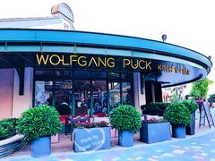 -WOLFGANG PUCK KITCHEN & BAR(迪士尼小镇店)