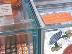 -VENCHI 闻绮(北京国贸商城店)