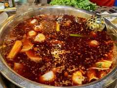 -肖肖酸萝卜鱼火锅(总店)