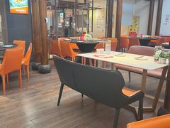 -阿瓦山寨·湘菜现炒·剁椒鱼头王(咸阳总店)