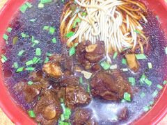 -小龙大肉面馆
