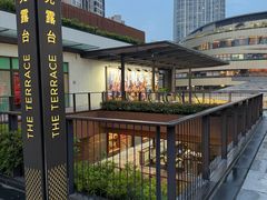 -瑞虹新天地月亮湾