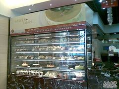 -85度C(生甜甜圈研究工坊·上海松江人民北路店)
