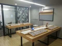 -无界眼镜MaxLess(五角场万达店)