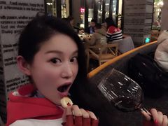 -WOLFGANG PUCK KITCHEN & BAR(迪士尼小镇店)