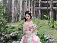 -云锦汉服馆·古典妆造摄影(唐城店)