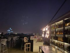 -顽啤熊·酒客酒馆(苏城夜景必选店)