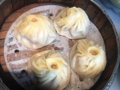 蟹粉灌汤包-京城小江南·北京烤鸭·江南土菜·白鱼(中关村店)