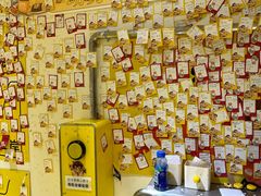 -咻啵翔翔零食基地(万达广场店)