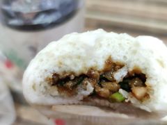 七品酱肉包-李与白包子铺(桐梓林店)