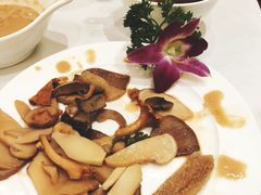 -天宜隆蘑菇宴火锅(石景山旗舰店)