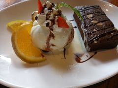 -Pundi Pundi Restaurant