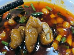 -烧哥美蛙肥肠鱼火锅·十五年社区店