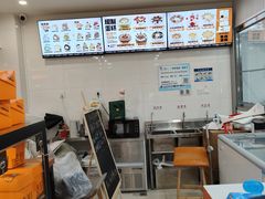 -卷们·现制生日蛋糕·蓝风车动物奶油(金源店)