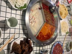 -山悦里 山野·鲜火锅(罗斯福广场店)