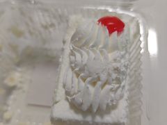 -红宝石·鲜奶小方·海派西点房(控江店)